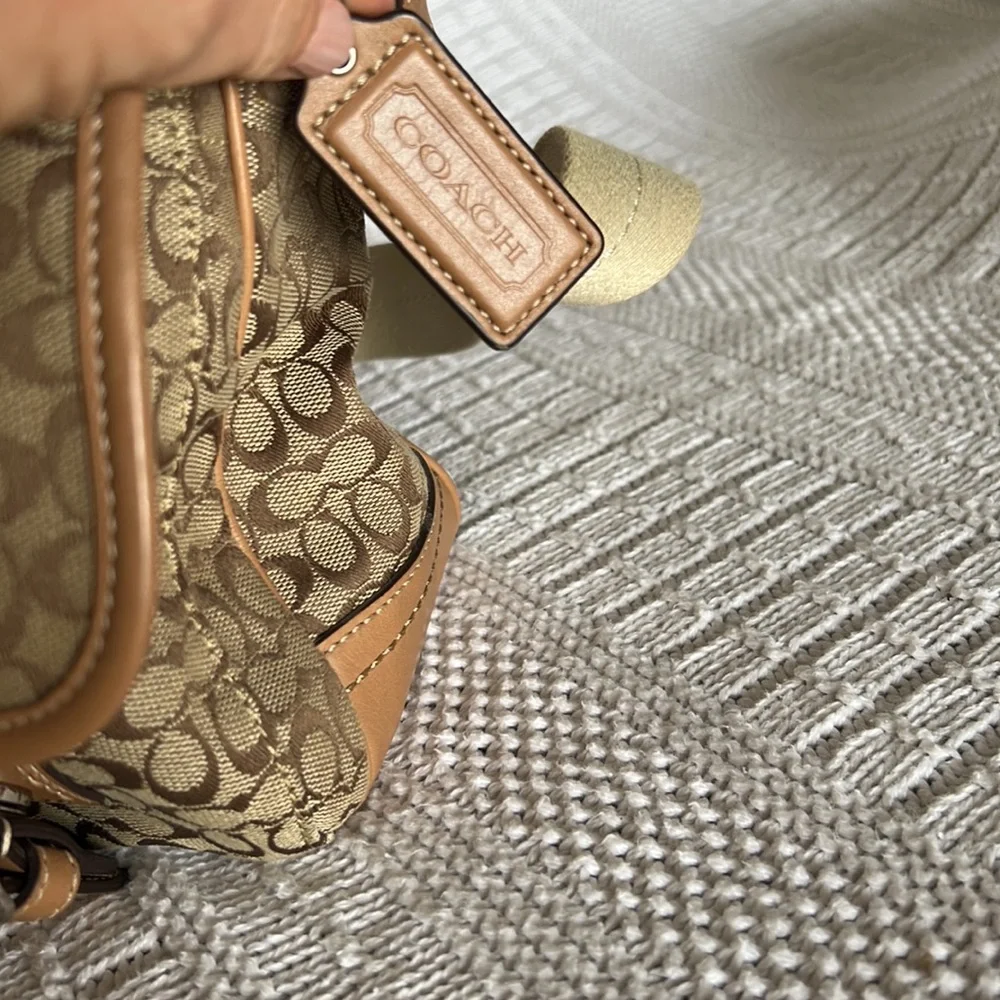 Coach shoulder bag - Picture 14 of 14